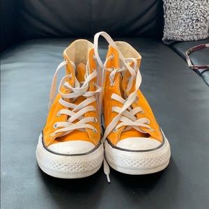 Gold Converse All Stars Size 6